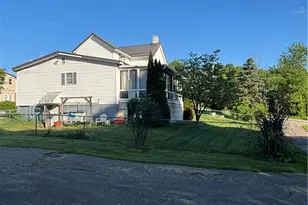 136 Hatfield Rd, Menallen Township, PA 15480 - Photo 4