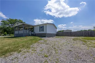 460 Nilan Hill, Springhill Township, PA 15474 - Photo 2