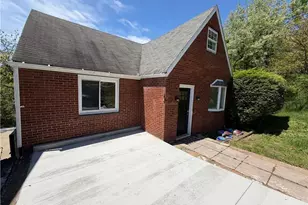 3079 Mt Troy Rd, Pittsburgh, PA 15212 - Photo 2
