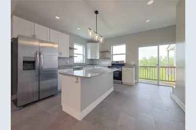49 Holt St, Pittsburgh, PA 15203 - Photo 8