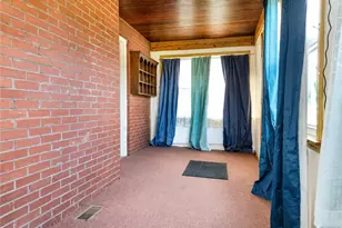 14 Woodrow St, Twp of But SW, PA 16045 - Photo 2
