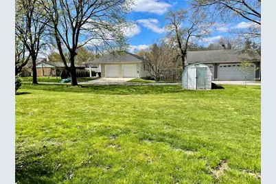 416 Liberty St, Harmony Boro, PA 16037 - Photo 2