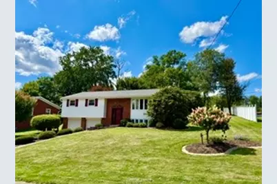 4311 Frederick Dr, Allegheny Township, PA 15068 - Photo 2