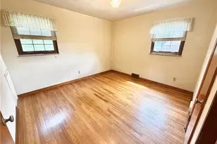 1027 Lindendale Dr, Pittsburgh, PA 15243 - Photo 26