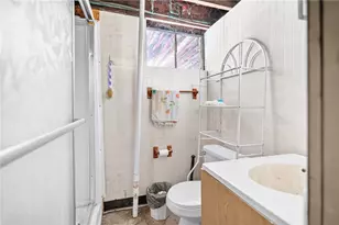 142 Franklin Ave, Center Township, PA 15061 - Photo 30