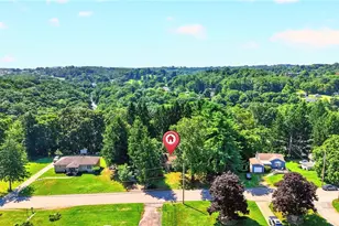 142 Franklin Ave, Center Township, PA 15061 - Photo 4
