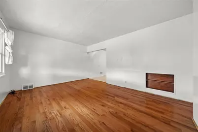 1927 Dartmore St, Pittsburgh, PA 15210 - Photo 6