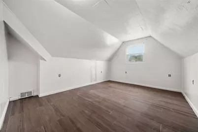 1927 Dartmore St, Pittsburgh, PA 15210 - Photo 20