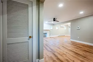 335 Lafayette Ave, Pittsburgh, PA 15214 - Photo 10