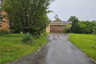 222 Lawrence Ave, North Versailles, PA 15137 - Photo 14