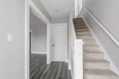 297 Grandview Way, Charleroi Boro, PA 15022 - Photo 2