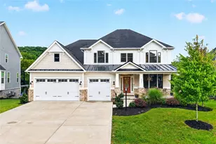 321 Crest Ln, Adams Township, PA 16046 - Photo 1