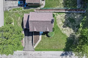 2418 Orlando Pl, Blackridge, PA 15235 - Photo 4