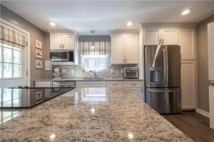 2418 Orlando Pl, Blackridge, PA 15235 - Photo 8