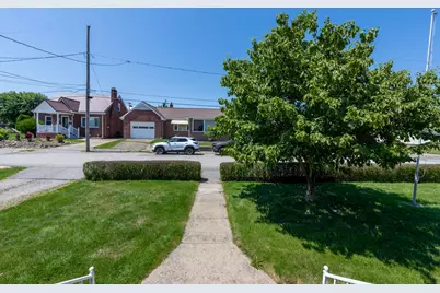 2613 Linden Avenue, Hopewell Township, PA 15001 - Photo 6