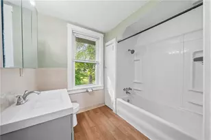 27 W Bellecrest Ave, Pittsburgh, PA 15227 - Photo 22