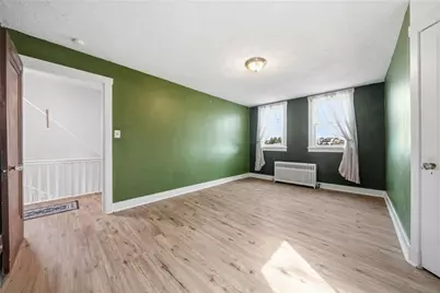 27 W Bellecrest Avenue, Pittsburgh, PA 15227 - Photo 24