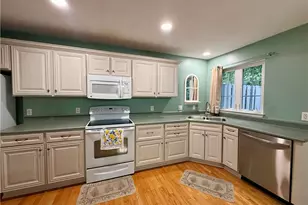 129 Unity Square, Unity Township, PA 15601 - Photo 4