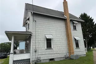 511 Oakhill Ave, Apollo Boro, PA 15613 - Photo 2