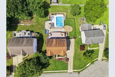 619 Harvester Dr, North Fayette, PA 15071 - Photo 2