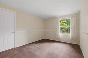 6150 Penn Dr, Penn Township, PA 16002 - Photo 16