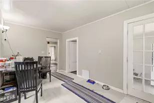 214 W Vine St, Mt Pleasant Boro, PA 15666 - Photo 14