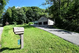 382 Fry Hollow, Hempfield Township, PA 15639 - Photo 2