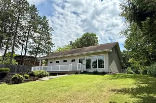 2654 W Hardies Rd, Hampton, PA 15044 - Photo 1