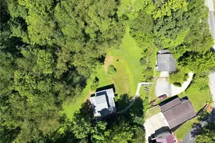 904 Old State Rd, Kiskiminetas Township, PA 15613 - Photo 32
