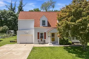 2009 Circle Dr, Hopewell Township, PA 15001 - Photo 4