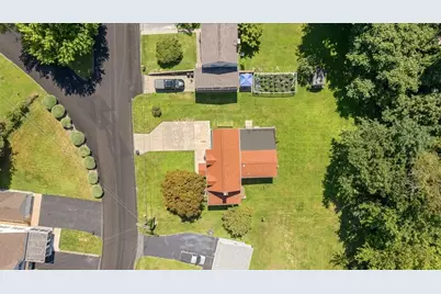 2009 Circle Drive, Hopewell Township, PA 15001 - Photo 12