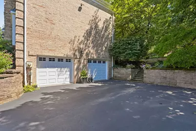 514 Hollydale Drive, Bethel Park, PA 15102 - Photo 4