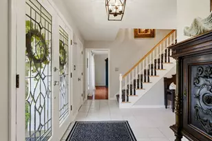 514 Hollydale Dr, Bethel Park, PA 15102 - Photo 8