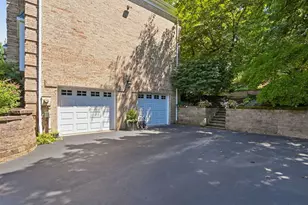514 Hollydale Dr, Bethel Park, PA 15102 - Photo 4
