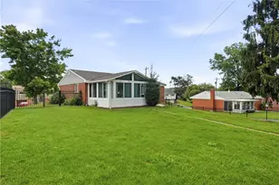 614 Dressel Rd, Pittsburgh, PA 15101 - Photo 34