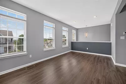 2263 Flint Dr, South Strabane, PA 15301 - Photo 6