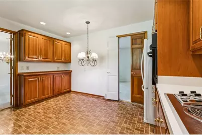127 Allan Dr, Brighton Township, PA 15009 - Photo 12