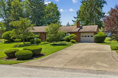 127 Allan Dr, Beaver, PA 15009 - Photo 1