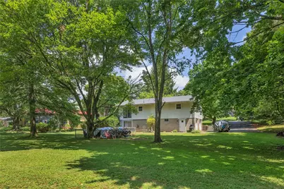 161 Margaret Dr, Beaver Falls, PA 15010 - Photo 4