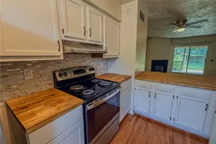 134 Forest Dr, Seven Fields Boro, PA 16046 - Photo 10