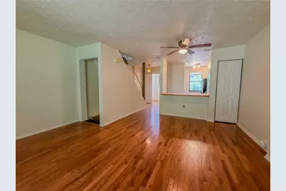 134 Forest Dr, Seven Fields Boro, PA 16046 - Photo 6