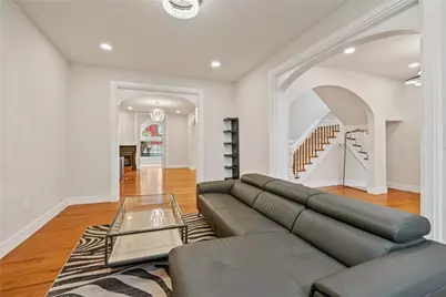 5236 Westminster Pl, Pittsburgh, PA 15232 - Photo 6