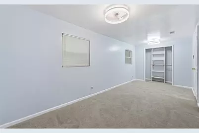 233 Macfarlane Dr, Pittsburgh, PA 15235 - Photo 22