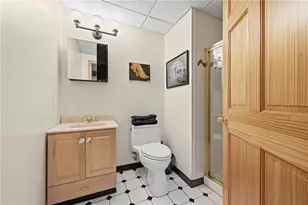 140 Woodhaven Dr, Pittsburgh, PA 15228 - Photo 34