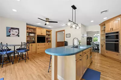 140 Woodhaven Drive, Pittsburgh, PA 15228 - Photo 10