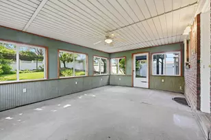 1189 Tranter Ave, Green Tree, PA 15220 - Photo 16