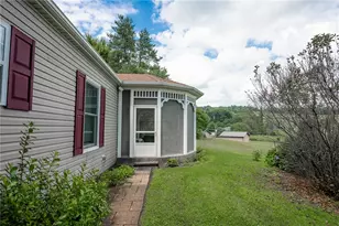 116 Mallet Hill Ct, White Township, PA 15701 - Photo 2