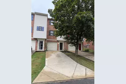210 Woodhaven Dr, Seven Fields Boro, PA 16046 - Photo 2
