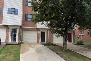 210 Woodhaven Dr, Seven Fields Boro, PA 16046 - Photo 2