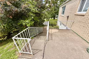 5 Suncrest Ln, South Union Township, PA 15401 - Photo 8